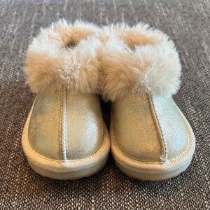 Cat & Jack Gold Plush Booties